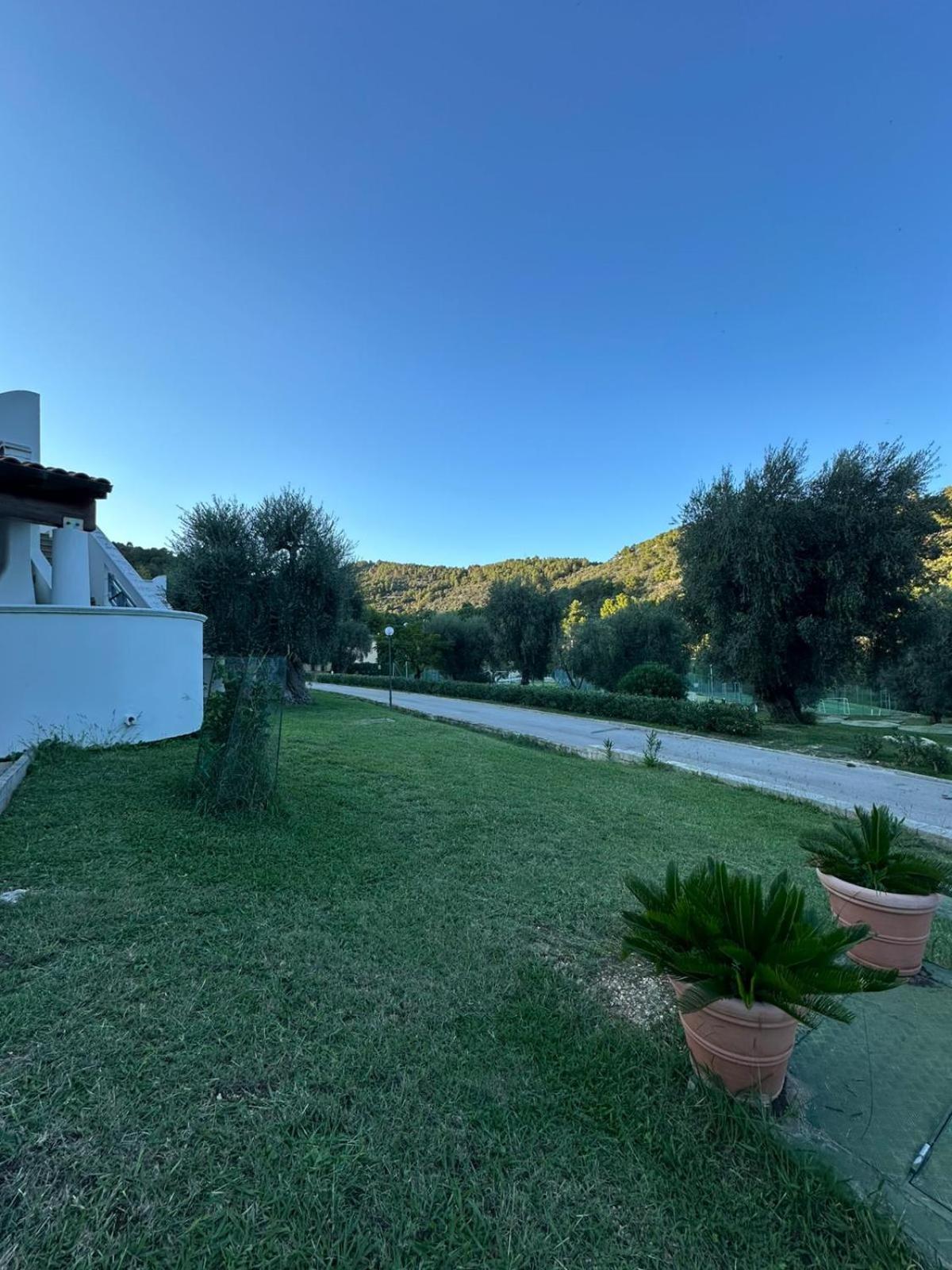 Villetta Roberto Le Macine Di Charme - Pugnochiuso Resort Vieste Exterior foto